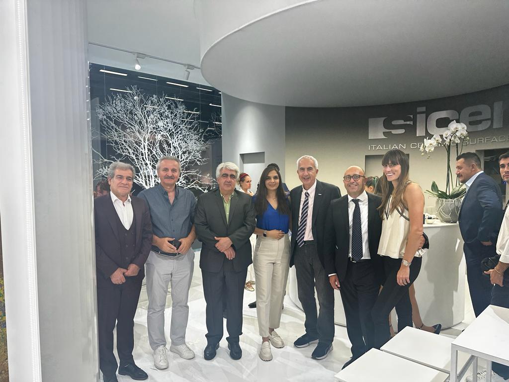sicer-stand-al-cersaie-2023